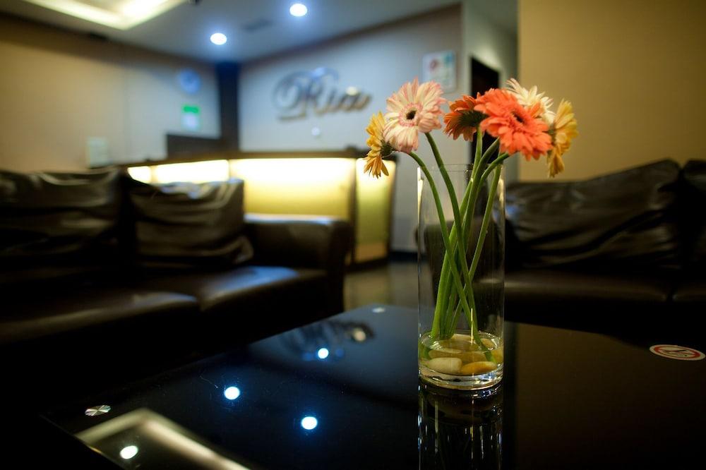 Hotel Ria Johor Bahru Extérieur photo
