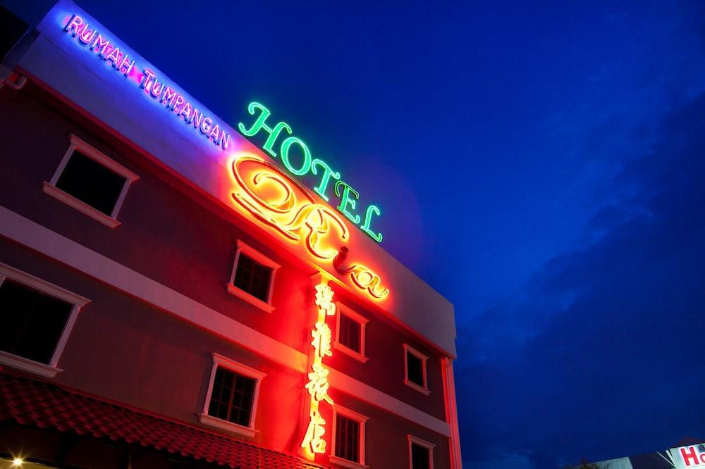 Hotel Ria Johor Bahru Extérieur photo